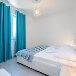 One-bedroom In * 챠브타트
