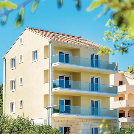 Daire One-bedroom In *