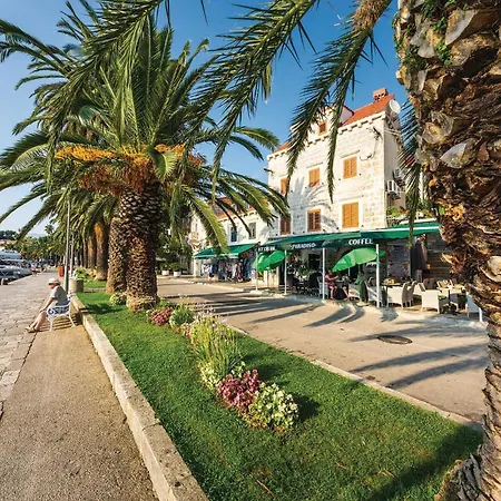 One-bedroom In 公寓