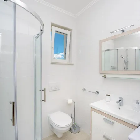 Apartamento One-bedroom In Cavtat